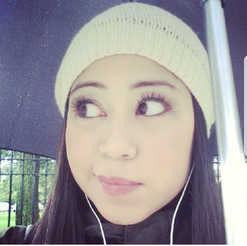 Meet your Posher, Maegan